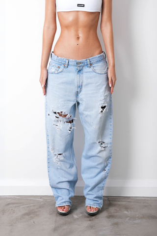 DESTROYED JEANS W32 L30
