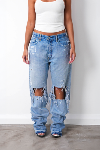 DESTROYED JEANS W32 L33