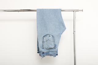 "DISTRESSED" Jeans W33 L32