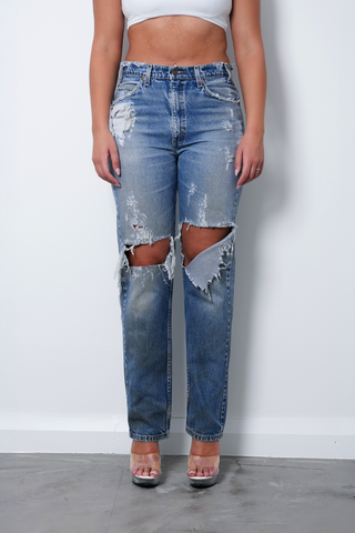 DESTROYED JEANS W32 L32