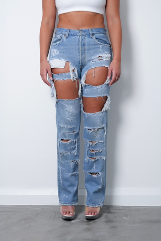 DESTROYED JEANS W32 L34